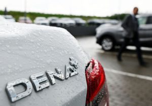 الاکلنگ قیمتی در بازار خودرو؛ رانا پلاس «ارزان» شد / دنا پلاس «گران» +‌جدول‌قیمت