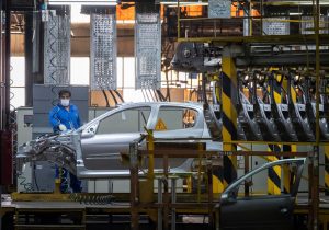 تذکر ۵۱ نماینده به وزیر صمت درباره افزایش قیمت خودرو