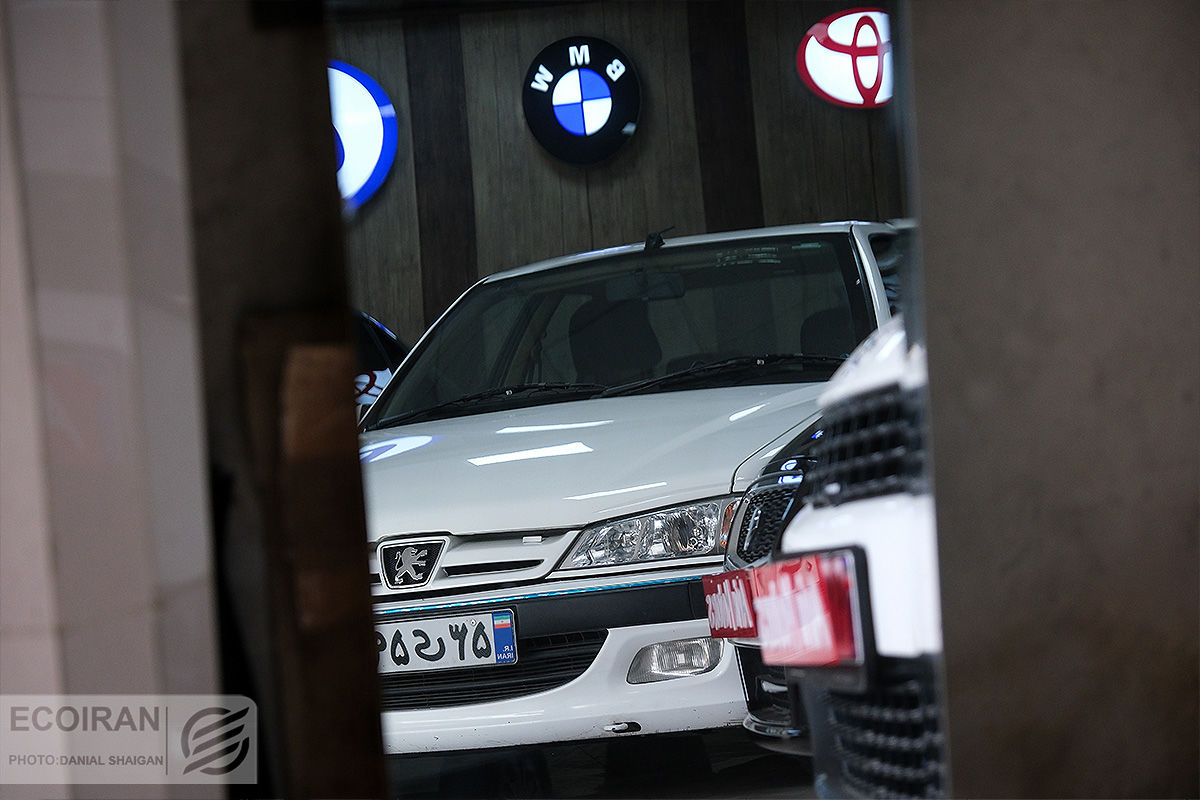 سرگیجه قیمتی در بازار خودرو / پژو پارس LX در بازار ۱۰ میلیون گران شد +‌جدول‌قیمت