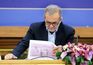 انجمن واردکنندگان خودرو: جلوی افزایش قیمت‌ها در سال آینده را بگیرید