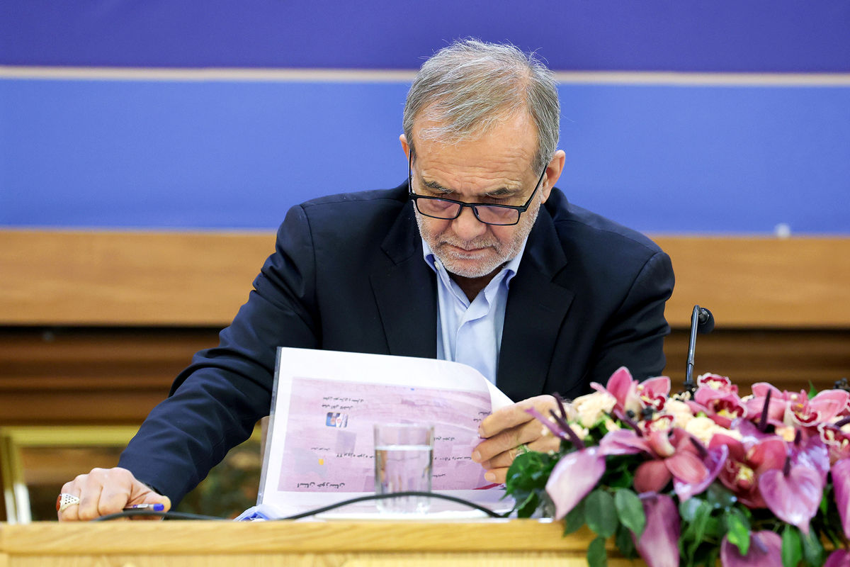 انجمن واردکنندگان خودرو: جلوی افزایش قیمت‌ها در سال آینده را بگیرید