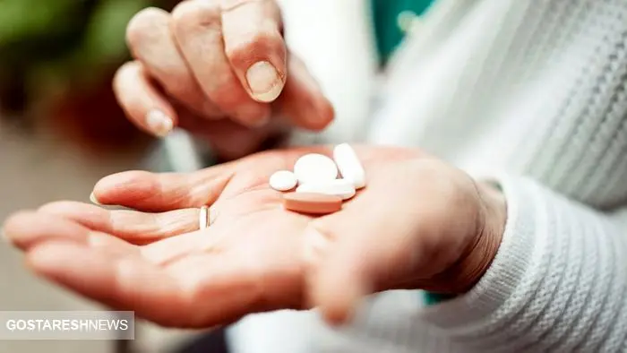 جان بیماران بازیچه سیاست شده | گوشی اپل راحت وارد می‌شود دارو نه !