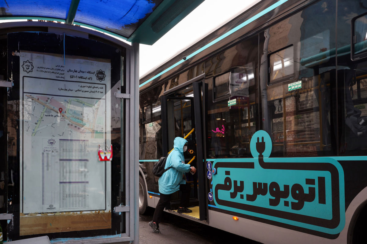 خبر خوش زاکانی برای صاحبان تاکسی برقی