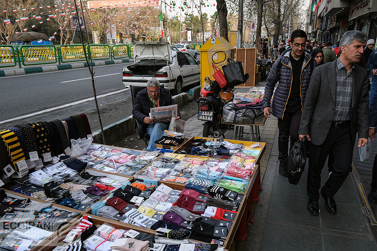 دستفروشی در تهران؛ معیشت زیر تیغ ساماندهی