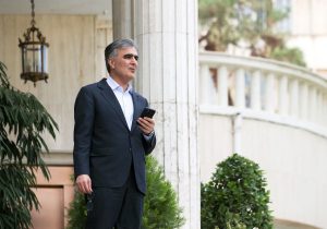 فرزین: افزایش ۳۰ درصدی ارز ۲۸.۵۰۰ تومانی منتفی شد