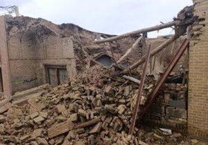 نطنز و فروریختن یک سردر؛ زنگ خطر برای همه بناها