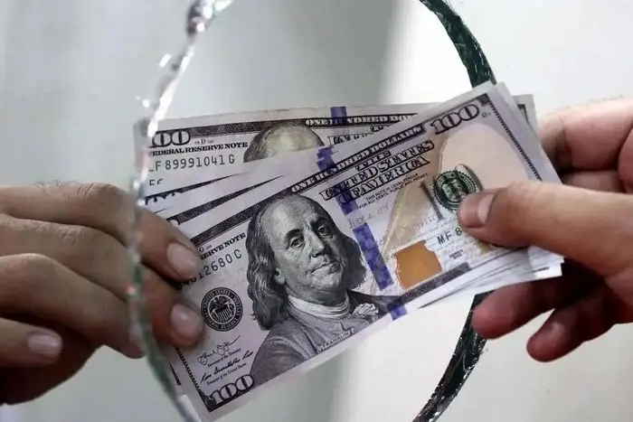 قیمت دلار با سر زمین خورد | قیمت سایر ارزها با سیگنال ادامه دار از آمریکا