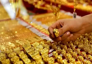 قیمت طلا ۱۸ عیار امروز ۲۲ اردیبهشت اعلام شد + جدول