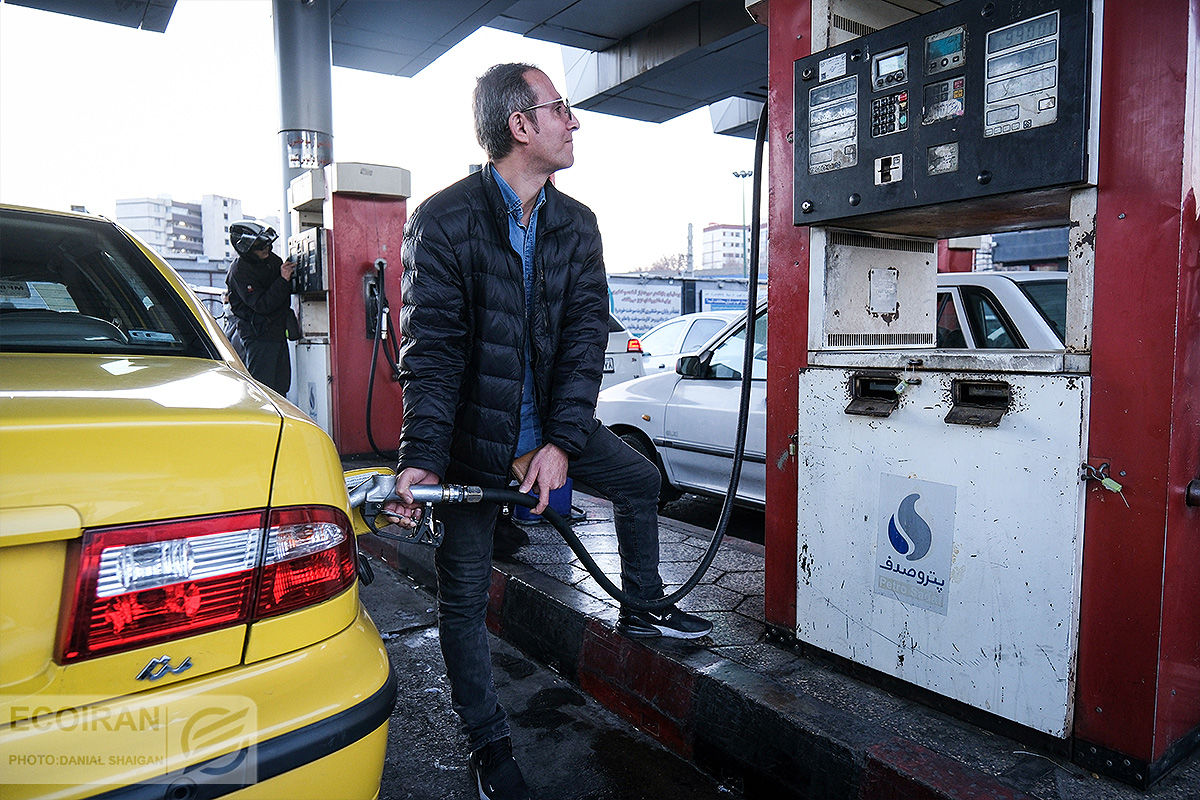 هشدار مهم به صاحبان تاکسی/ ۱۸۰۰ کارت سوخت باطل شد