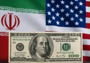 قیمت دلار در بازار آزاد سقوط کرد (۴ تیر)