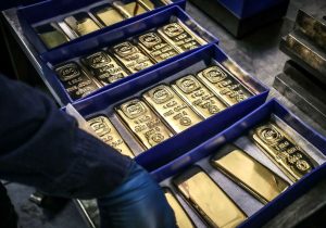 نزول طلا با سیگنال ترامپ؛ فلز زرد در مسیر ثبت کاهش هفتگی