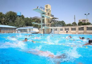 مسمومیت دسته‌جمعی در استخر همدان