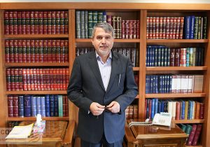 وزیر گردشگری از احتمال تعطیلی یک هفته‌ای در تابستان خبر داد