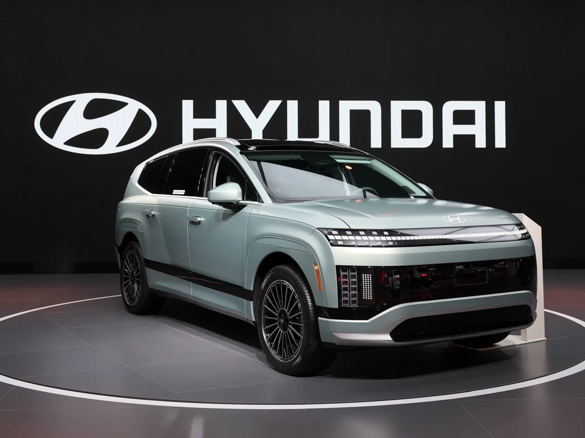 کاهش نگرانی خریداران خودروهای برقی؛ هیوندای باتری محصولاتش را بیمه می‌کند