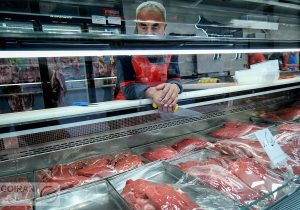 گوشت گران است؛ تلاش دولت برای خودکفایی در تولید گوشت قرمز