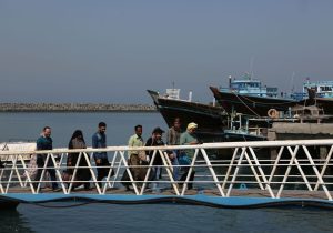 حرکت نخستین شناور زائران اربعین در مسیر دریایی خرمشهر ـ بصره