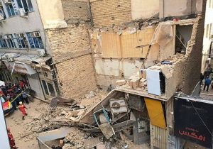 ریزش تالار متروکه در شهرک ولیعصر؛ هیچ مصدومی نداشت