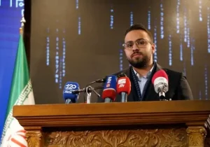 بازگشت حقوق‌های نجومی؛ انصاف یا اسراف؟